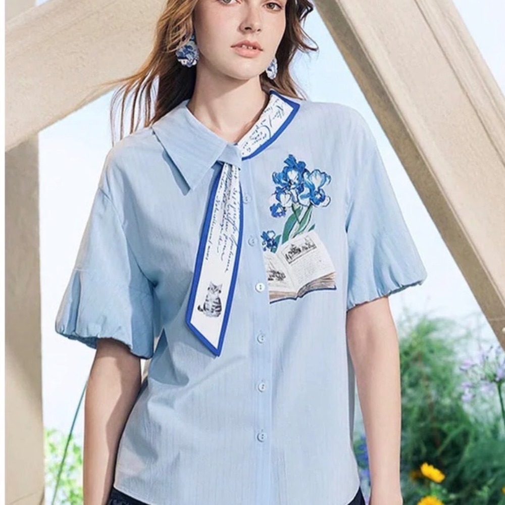 Vincent Van Gogh Light Blue Iris Graphic Shirt with Cat Tie Short Sleeve L